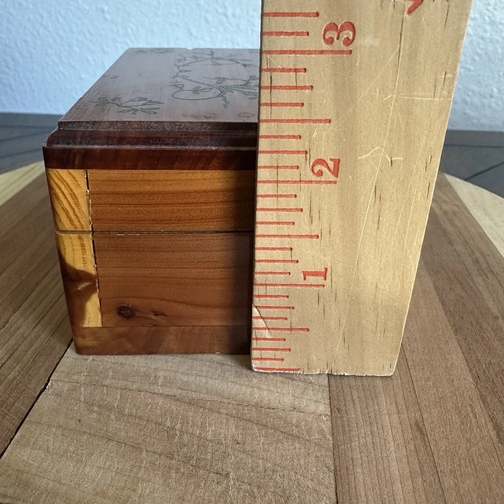 Vintage USA Artisan Cedar Trinket Jewelry Box 5x3 Inch Handcrafted Floral Design